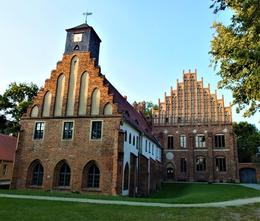 Das berühmte Kloster Zinna (12. Jahrhundert) zwischen Luckenwalde und Jüterbog - ein Aushängeschild der weiter aufstrebenden Reiseregion Fläming.  Foto: Manfred Weghenkel