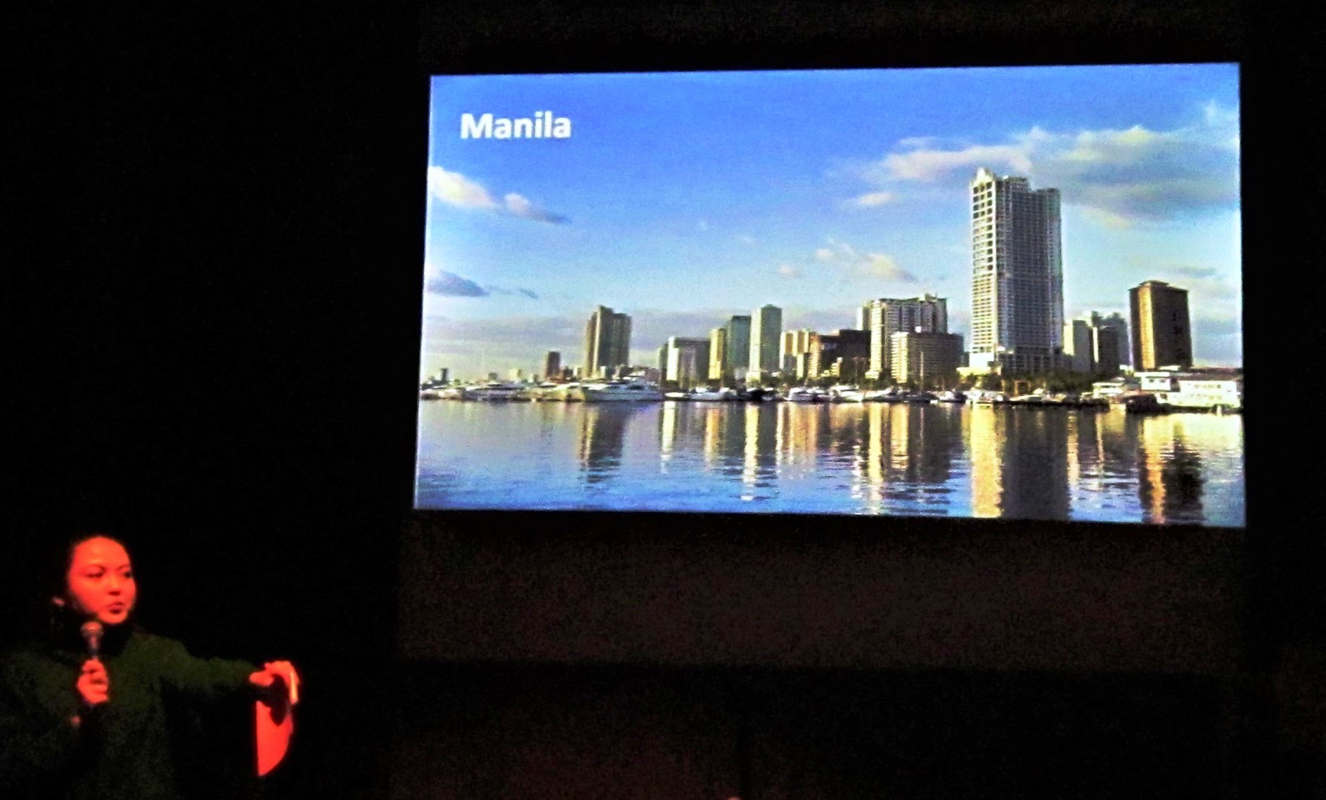 Natürlich stellte sich auch Manila, die Hauptstadt der Republik der Philippinen, in Berlin vor.