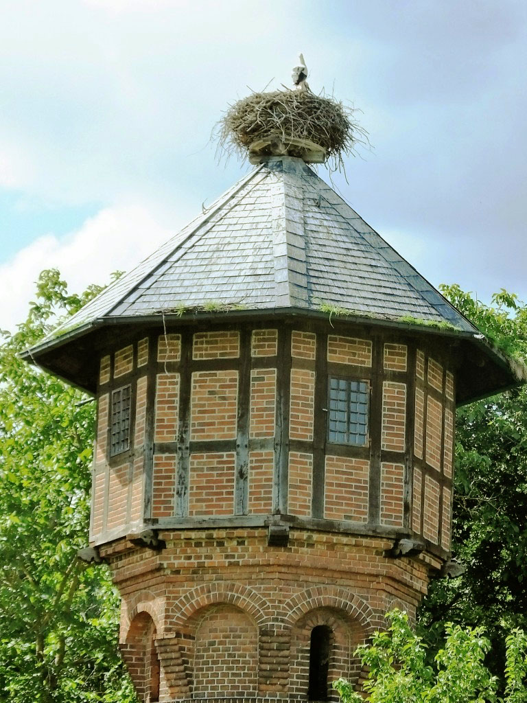Der Alte Wasserturm mit Horst - ein beliebtes Fotomotiv.
