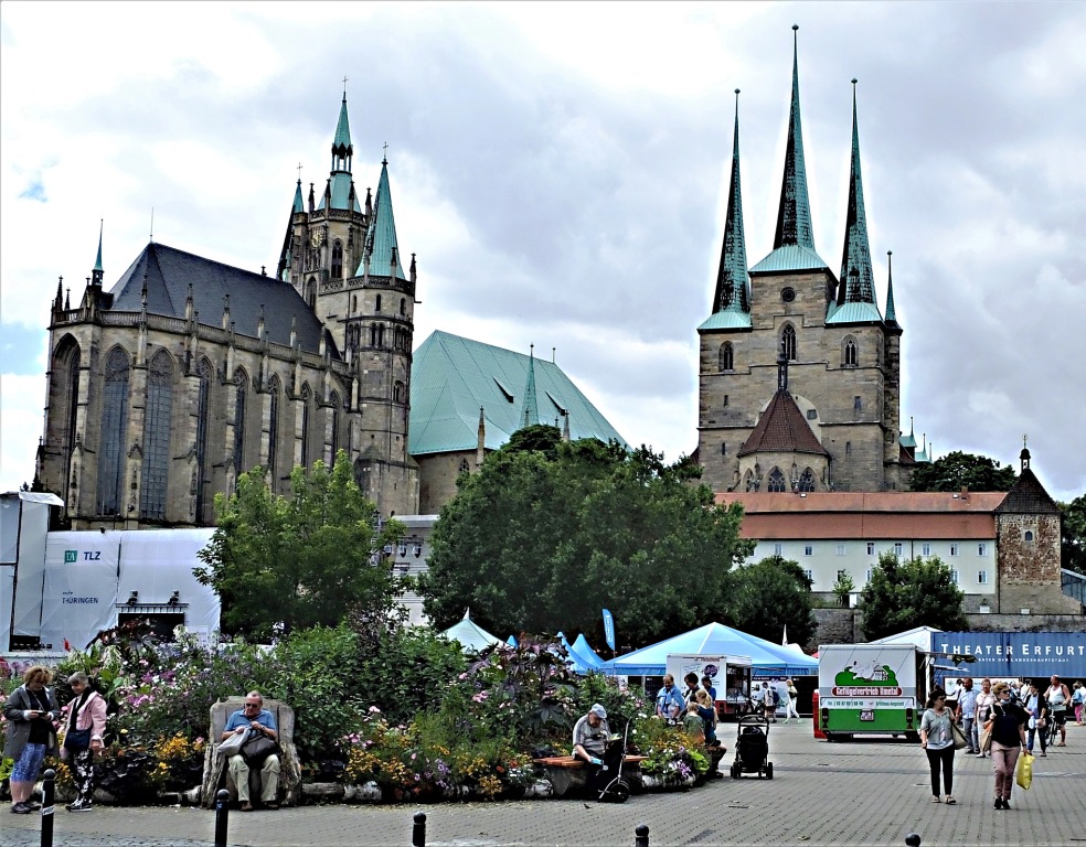 Das weltberühmte Wahrzeichen Erfurts: Dom und Severikirche. Fotos: Manfred Weghenkel